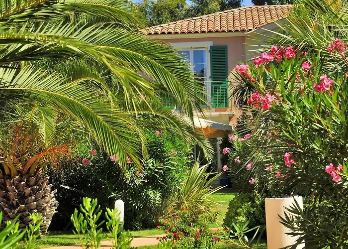 Le Hameau De La Pinede - Maeva * Hyères